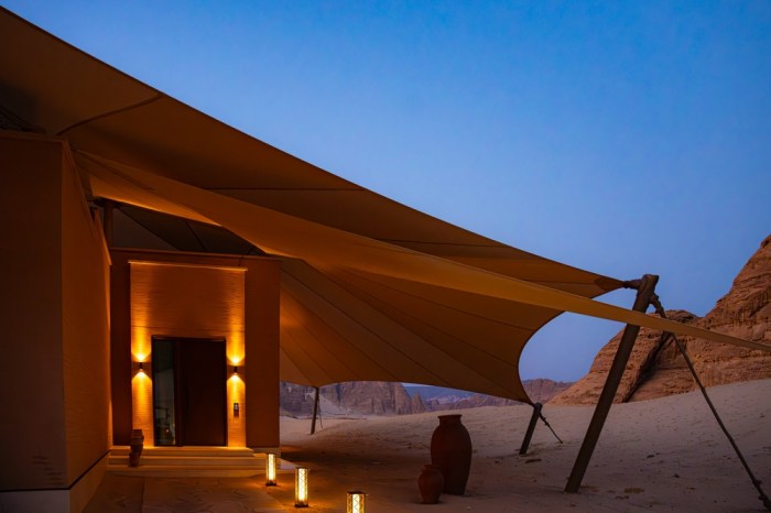 Luxury Desert Resorts in Arabia Unique Experiences